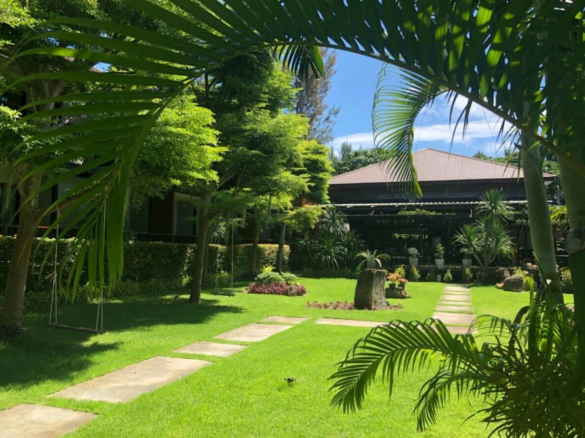 The Breeze Lipe Resort Exterior photo